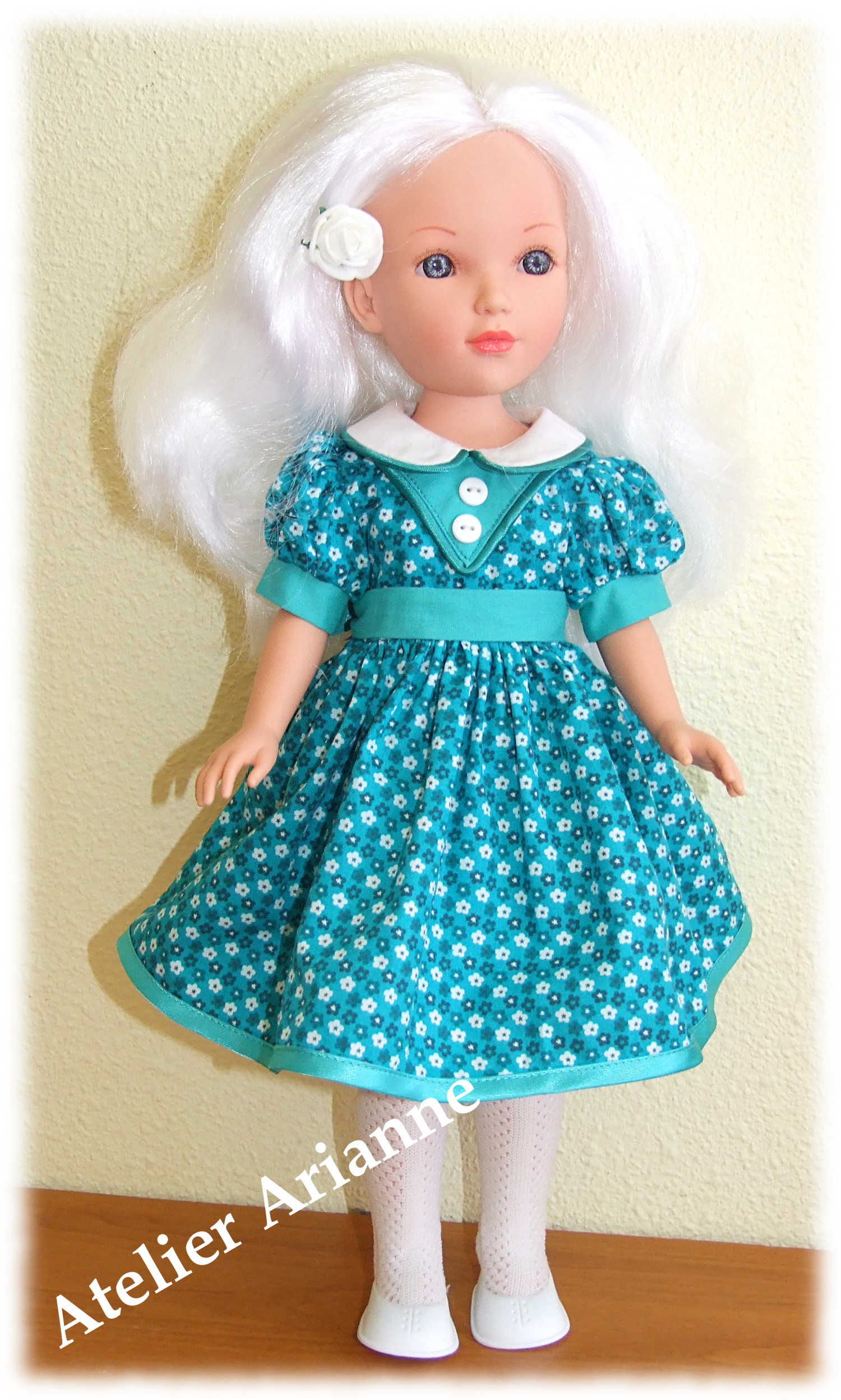Tenue Rafaelle pour poupées Vidal Royas et Nancy Famosa