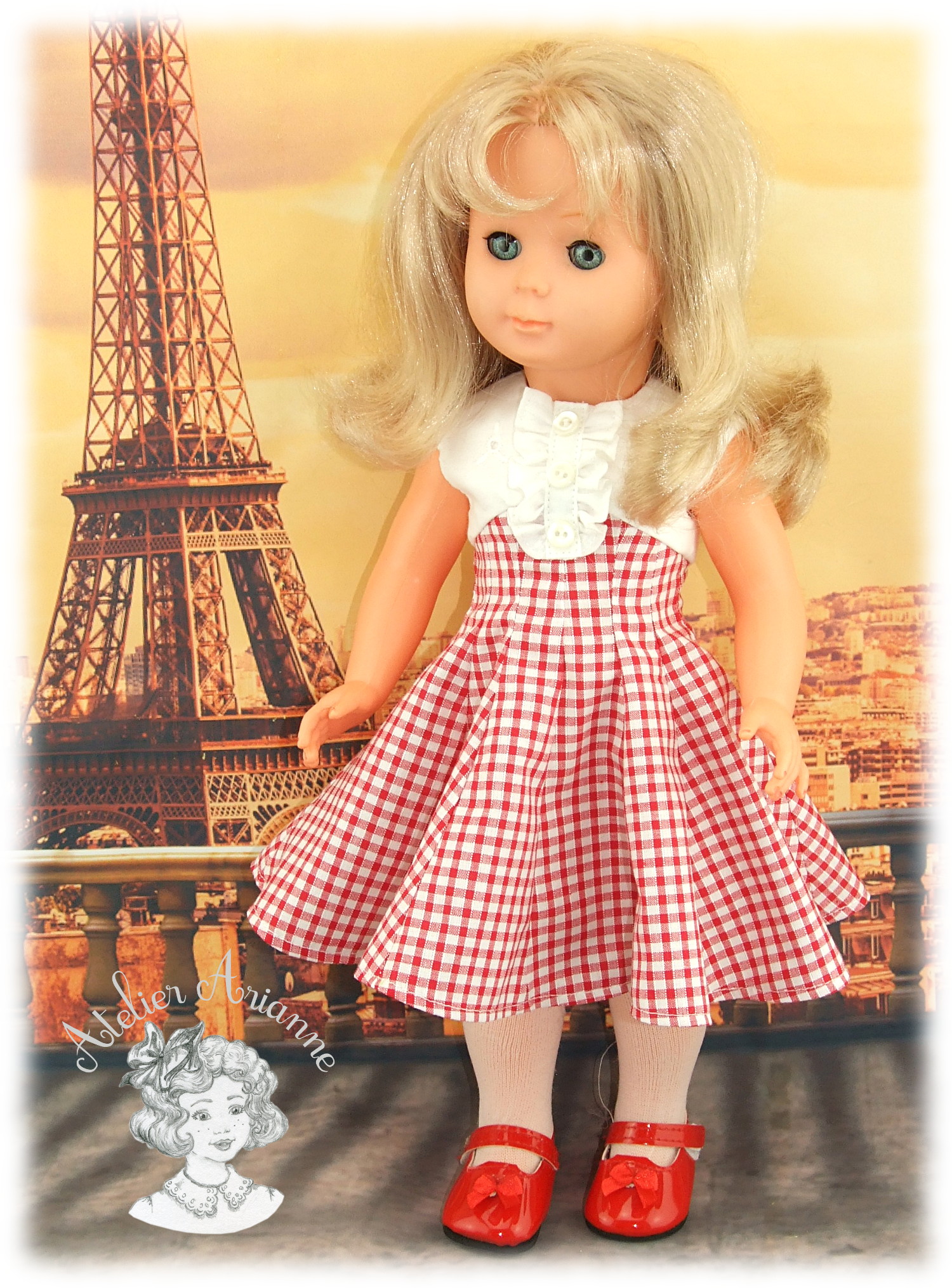 Parisienne, tenue pour poupées de Modes et Travaux