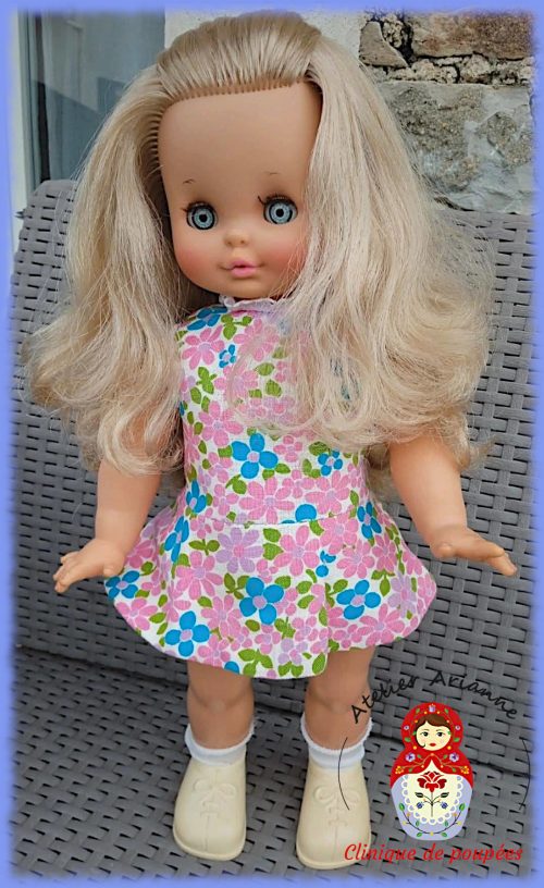 Série : TOUS ENSEMBLE DANS LA VIE DU MUSÉE « Présentation des poupées dans leurs vêtements d’origine » Poupée Eglantine, Clodrey 2018*6926 – 1969