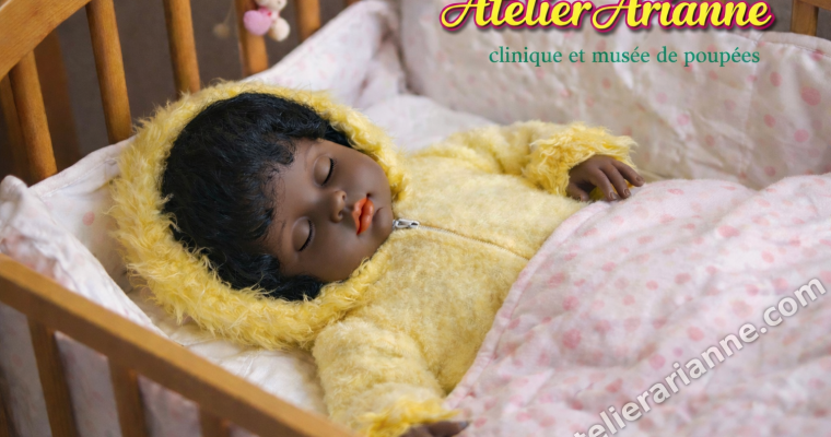 Bamba – grand poupon Bella – Étude complète, identification, matériaux, histoire et caractéristiques – (Atelier Arianne – clinique et musée de poupées)