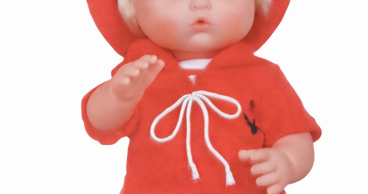 Tenue Nenuco 80450 – ensemble avec sweat rouge à capuche (Famosa)