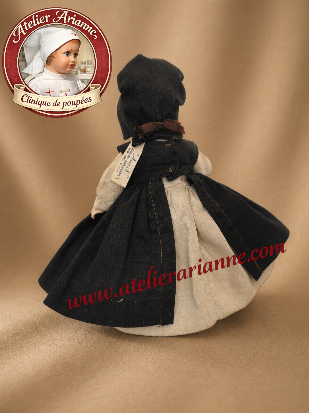 Vue arri&egrave;re apr&egrave;s restauration &ndash; costume remis en forme, volumes et structure d&rsquo;origine respect&eacute;s.