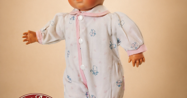 ✨Restauration d’une poupée en vinyle très abîmée : un travail technique et minutieux ✨