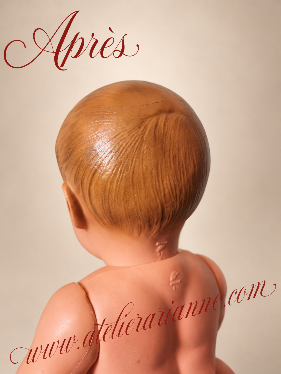 à l’arrière de la têteLes cheveux moulés de Régis après recoloration.