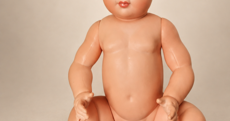 « Vous allez permettre à la petite fille que j’étais de revivre des moments de bonheur d’une enfance “dorée”. » — Restauration complète d’un baigneur Petitcollin