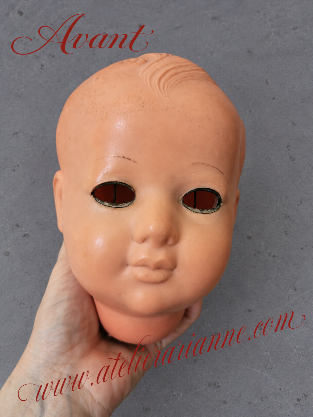 Le visage de Régis avant restauration.